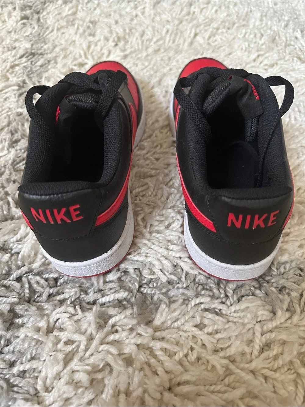 Nike Court Vision Low Shoe Black Red